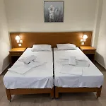 Triantafylloy 3* Λουτρά Αιδηψού