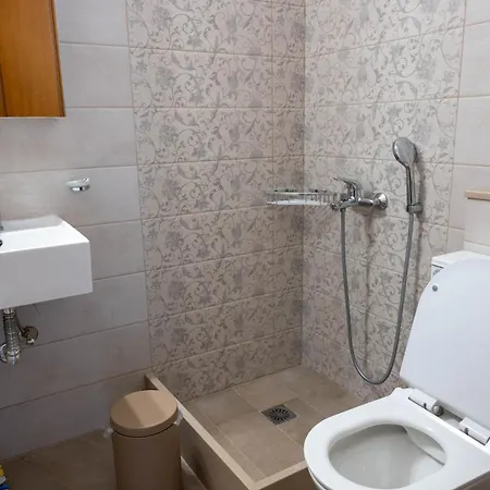 Triantafylloy Aparthotel 3*
