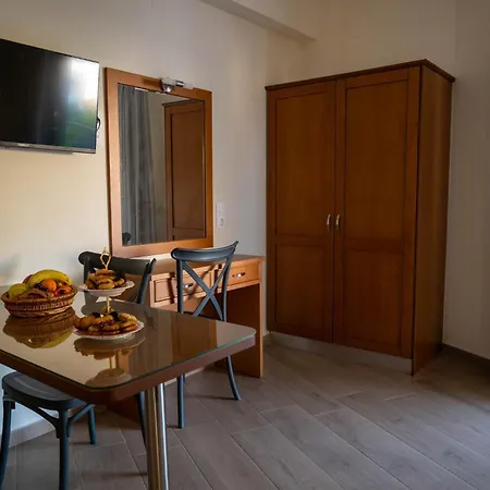 Triantafylloy Aparthotel Loutra Edipsou (Evia)