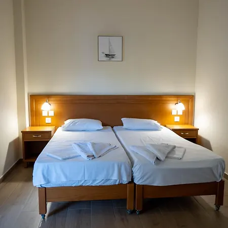 Triantafylloy 3* Loutra Edipsou (Evia)